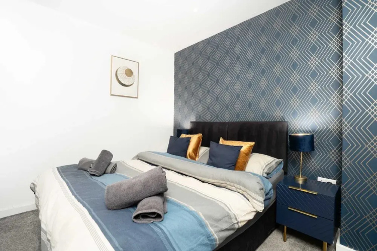 2br-city Centre-modern