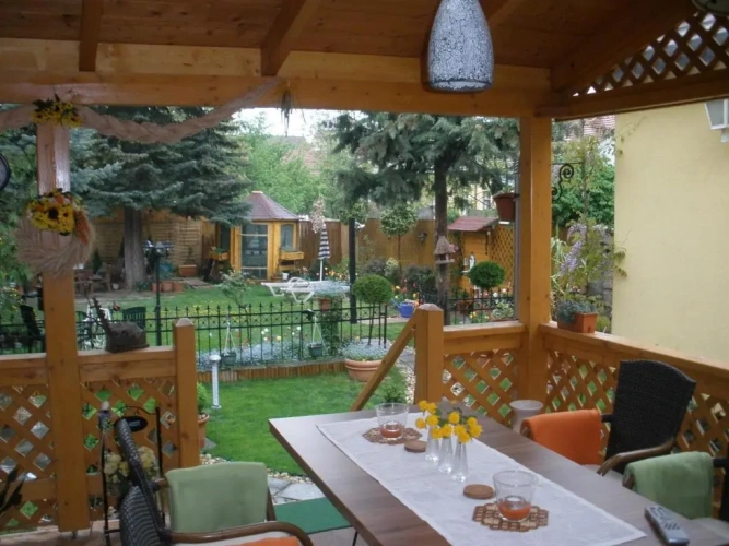 2 Bedrooms Apartment with view