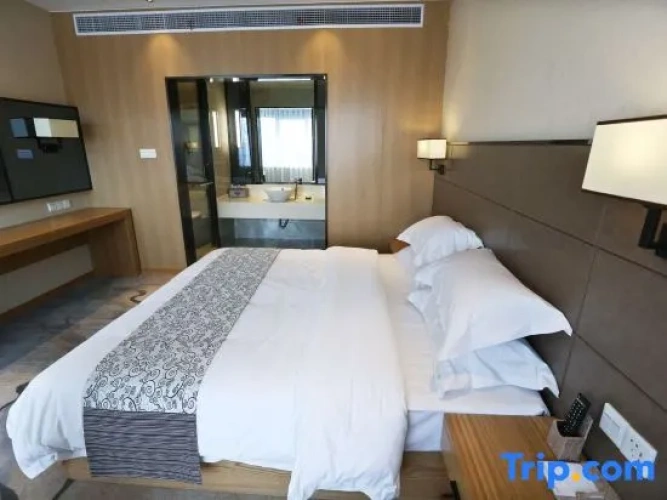 Deluxe Double Suite