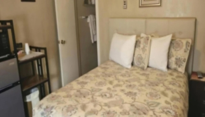 Standard Double Basement room