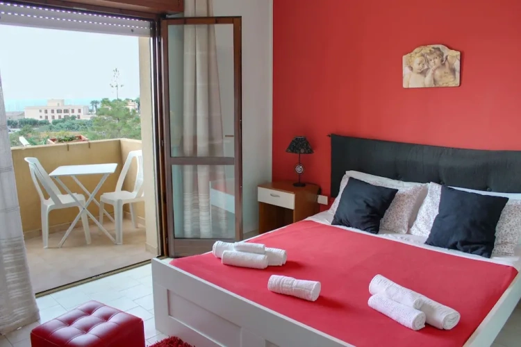 1 Bedroom Standard Double room with balcony