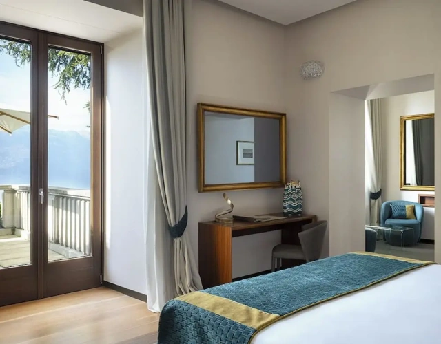 Suite with balcony and with lake view