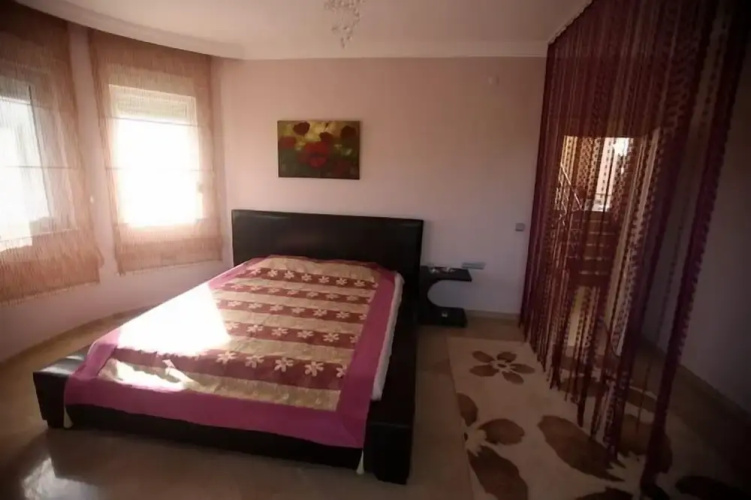 Bella Villa 3