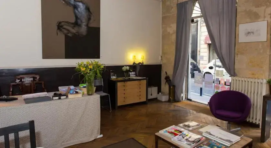 Une chambre en ville