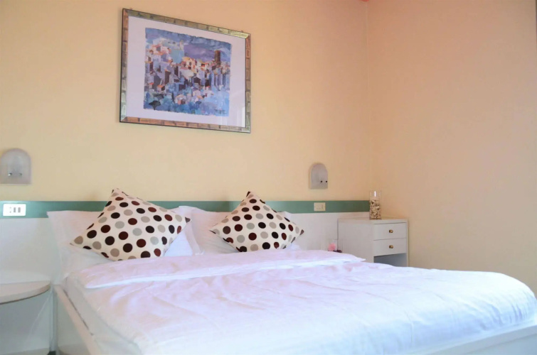 Hotel Diana