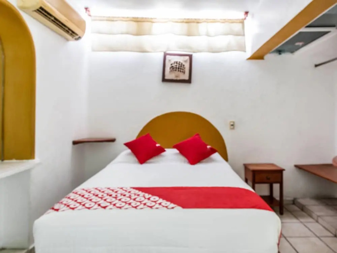 OYO Hotel Galeon