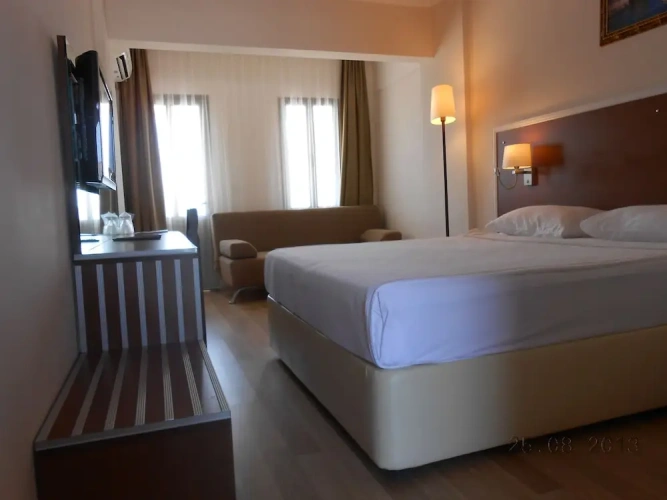 Economy room