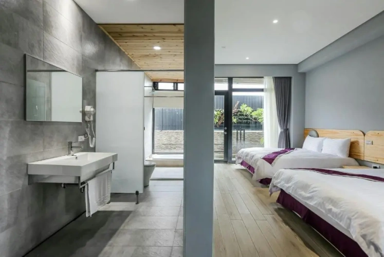 Standard Quadruple room