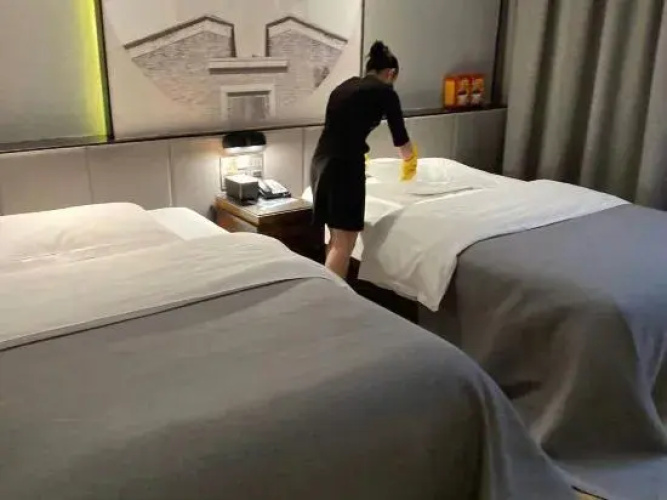 Aoyi Hotel