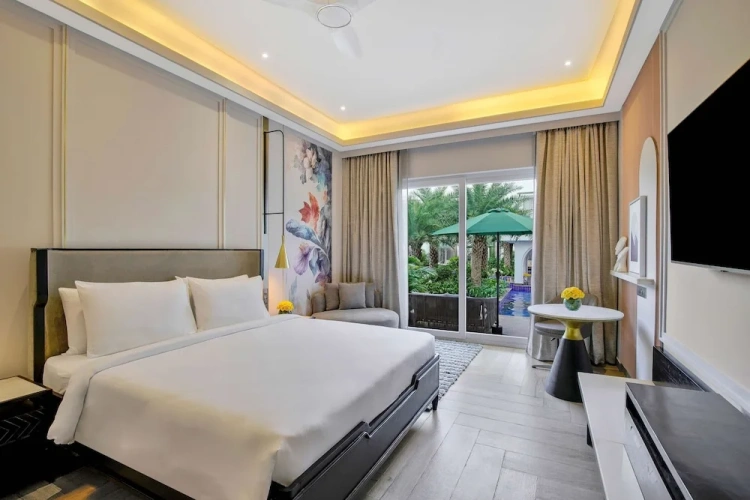 Standard room with balcony