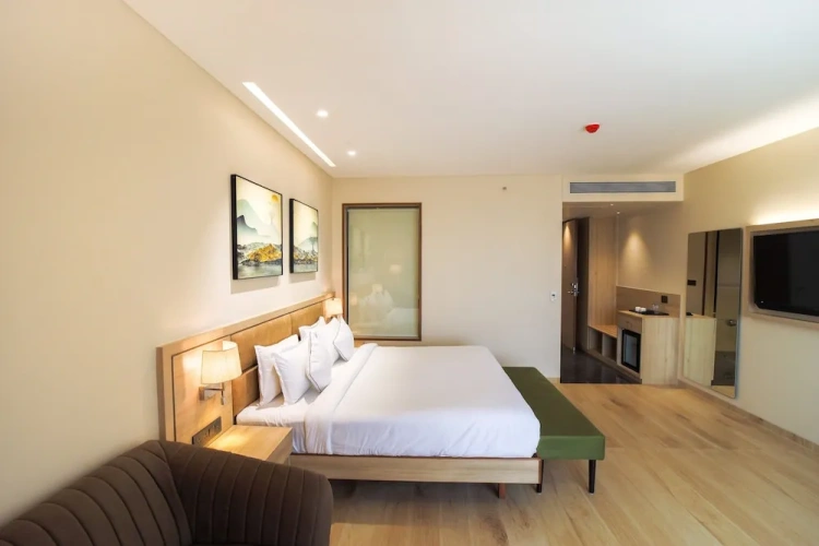 Deluxe room with balcony