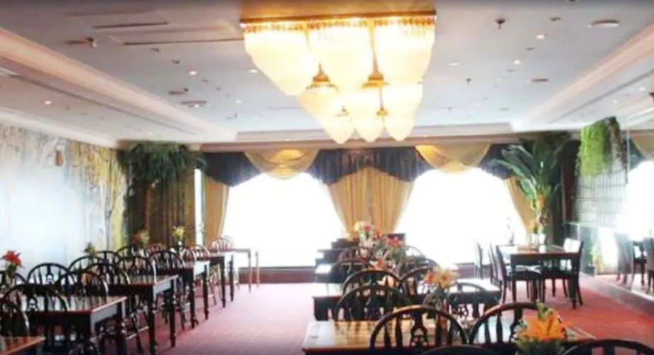Royal Garden Hotel