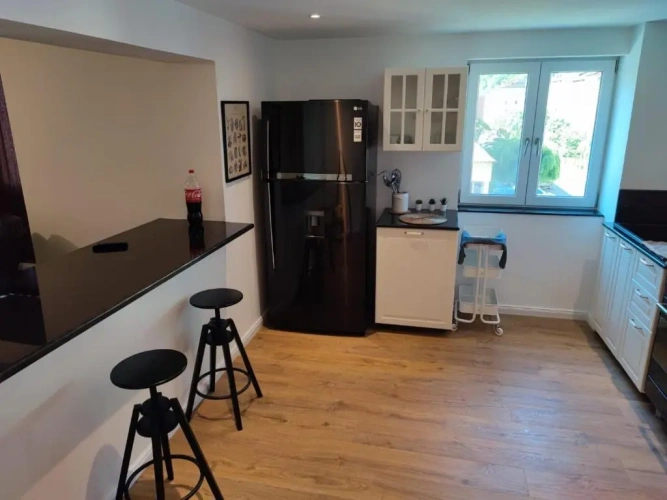 3 Bedrooms Apartment