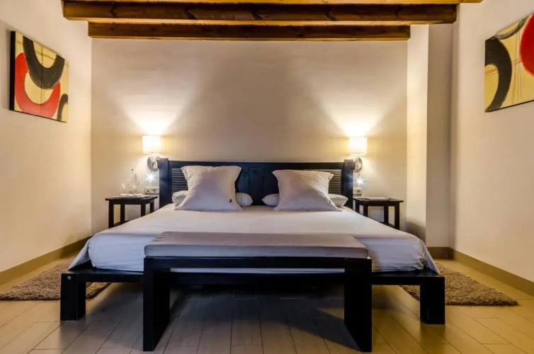 Triple room