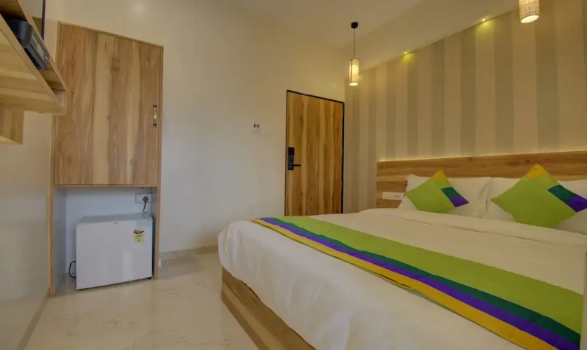 Hotel Amisha International by Treebo