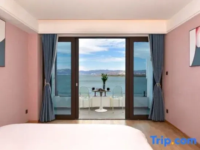 Standard Double room with balcony and with sea view