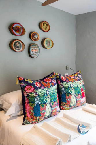 Pearl Moon Boutique Suites