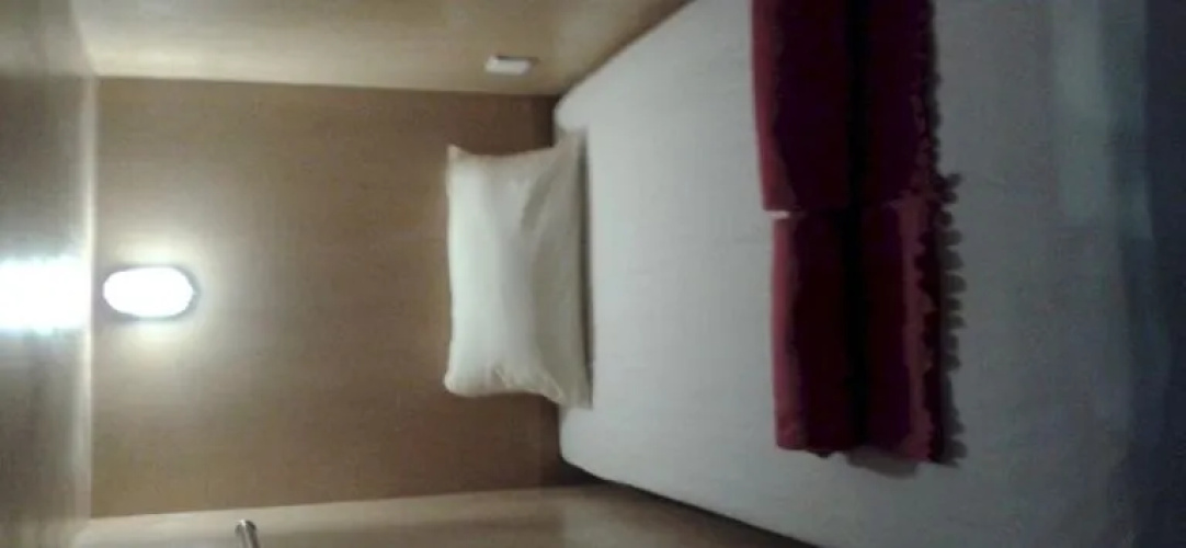 SKYPOD Hostel