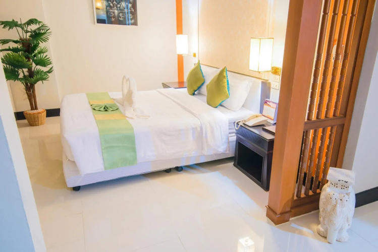 Asawann Hotel