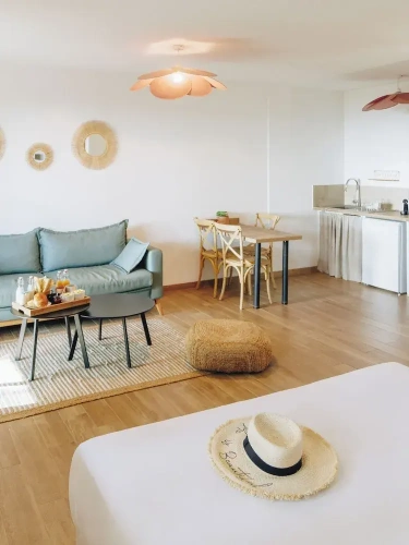 Studio beachfront