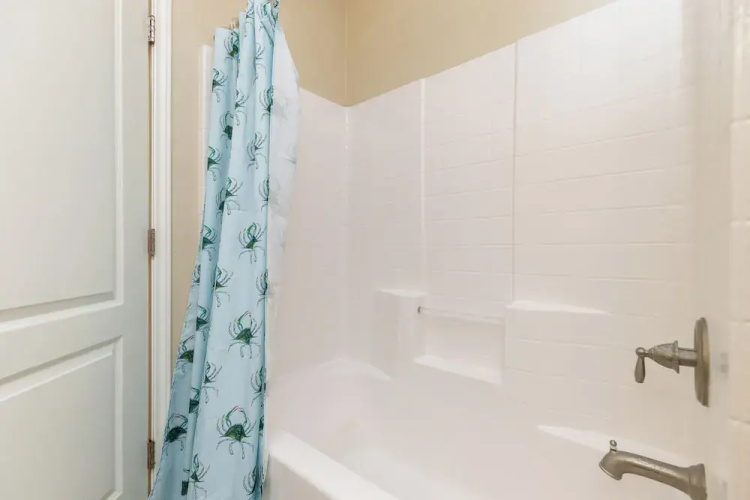 Cozy 2 Bedroom, Monthly Rates, Pets & Pool