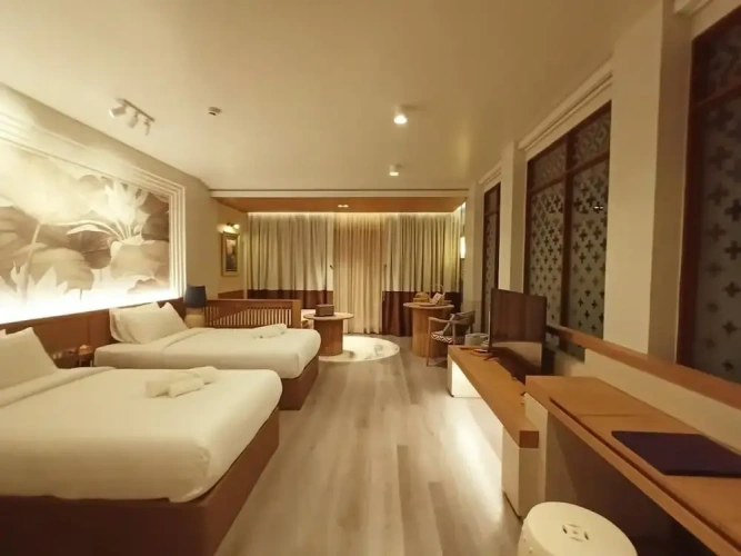 Deluxe Twin room with balcony