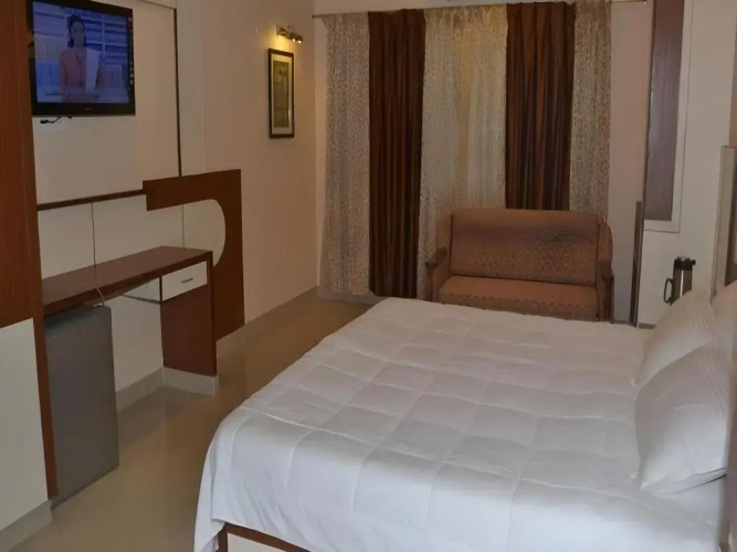 Nayak Beach Resort
