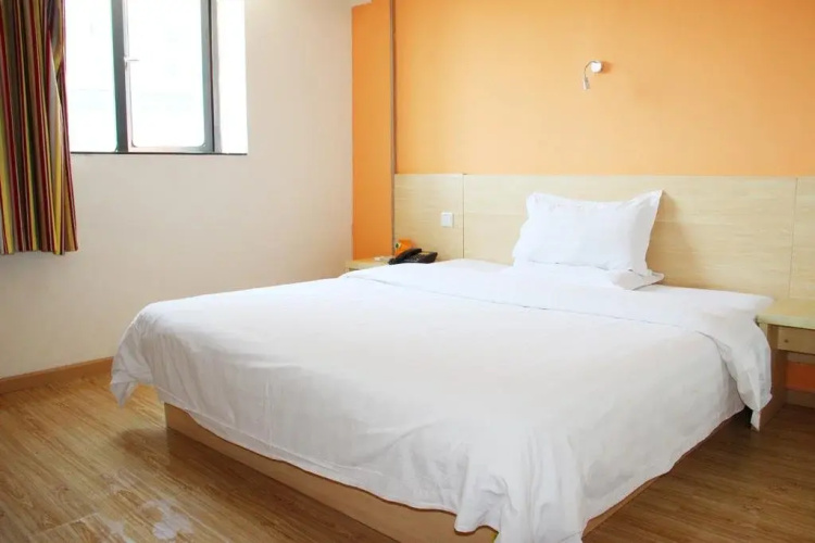 7Days Inn Wuhan Aomen Road Branch