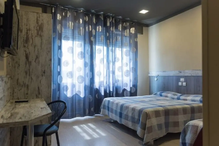 Standard Quadruple room with balcony