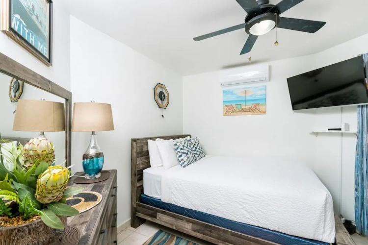 2 Bedrooms Cottage