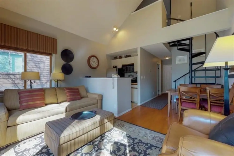 1 Bedroom Deluxe Apartment with mountain view