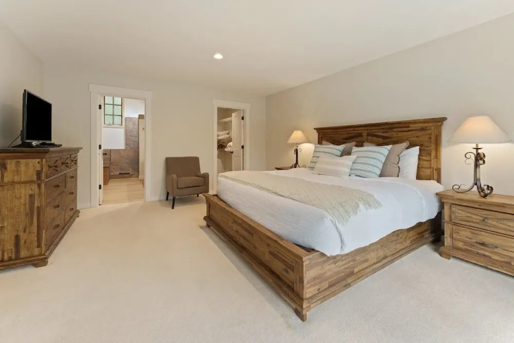 12 Siskin 5 Bedroom Home