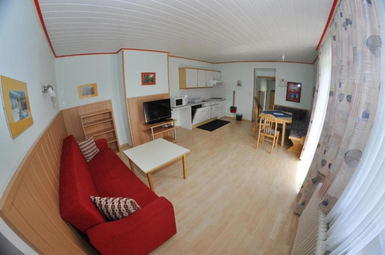 2 Bedrooms Apartment