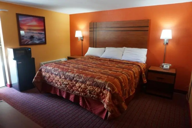 Econo Lodge Vineland/Rodeway Inn