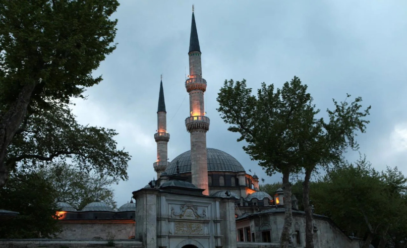 Divan Palace