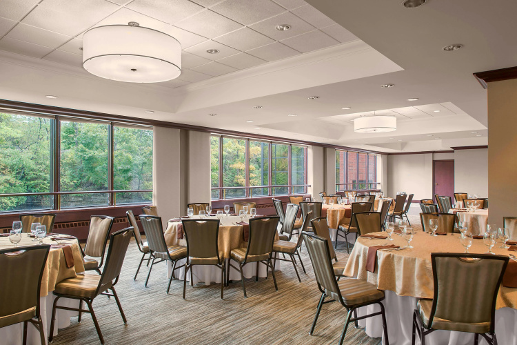Sheraton Suites Akron Cuyahoga Falls photo 25
