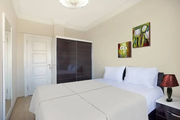 Elmir Suites Hotel