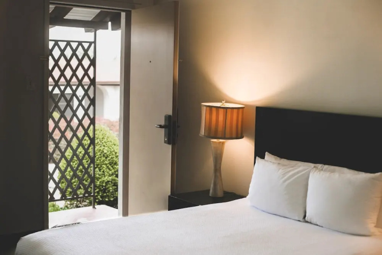 Belmont Hotel