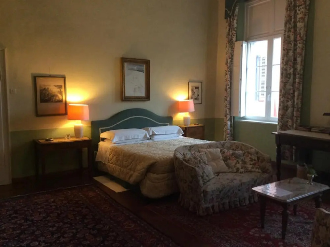 Palazzo Arrivabene B&B