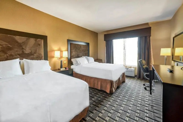 Holiday Inn Express Beeville