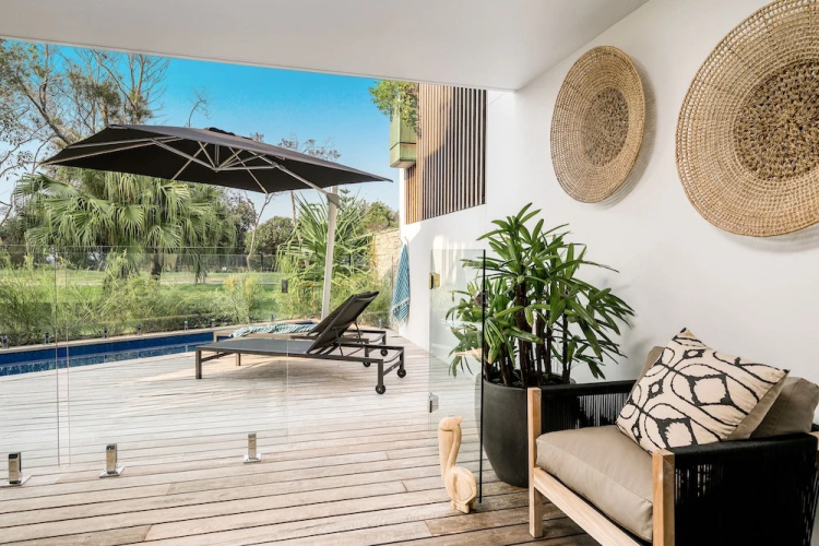 Your Luxury Escape - Ground Luxury