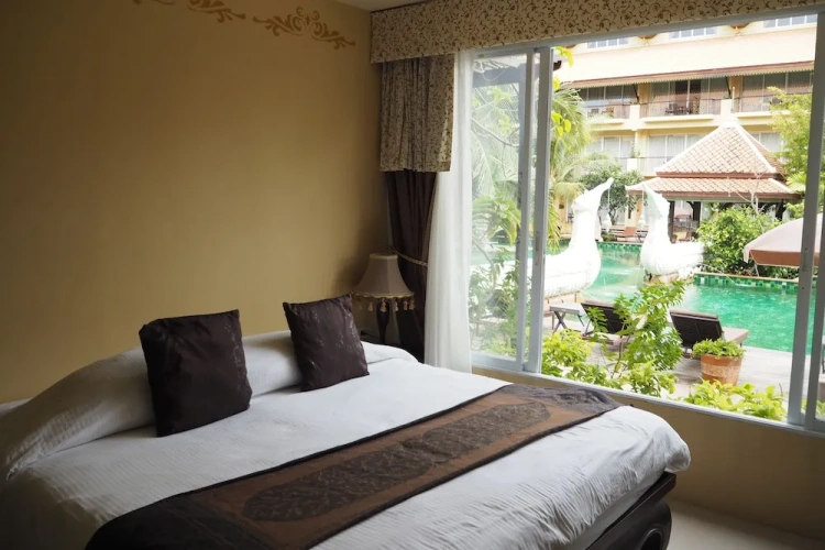2 Bedrooms Suite