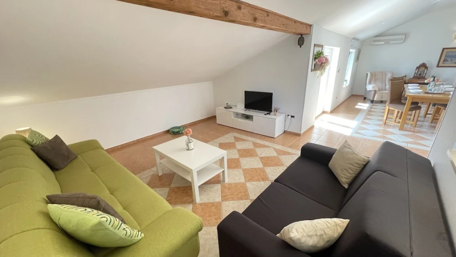Aparment More