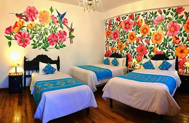 Standard Triple room