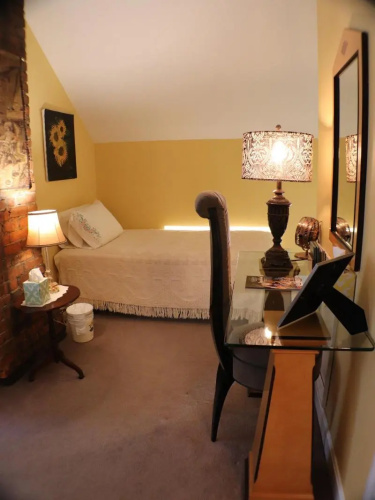 The Lincoln Short North B&B