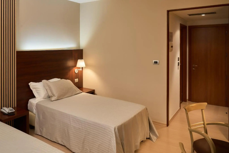 Delfina Palace Hotel