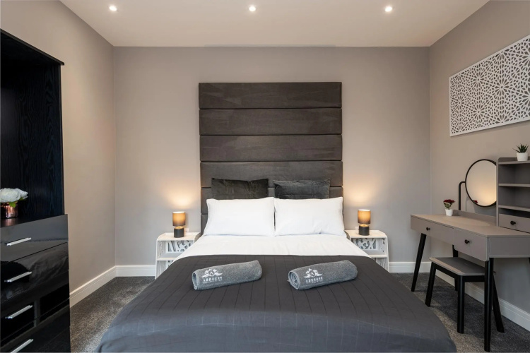 Amazing 1-Bed Apartment