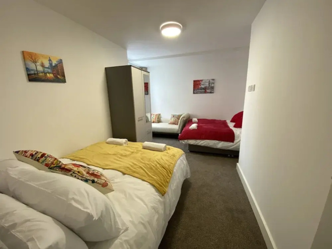 Octagon Apartment 2