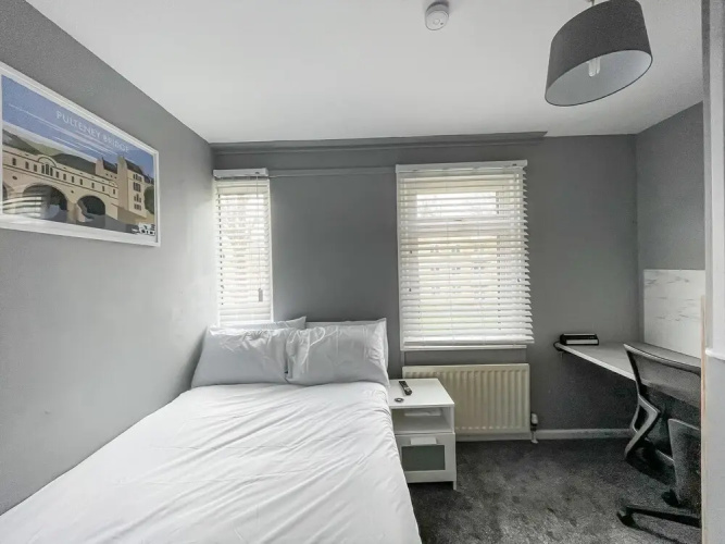 Impeccable 2-bed Home Close to City Centre!!