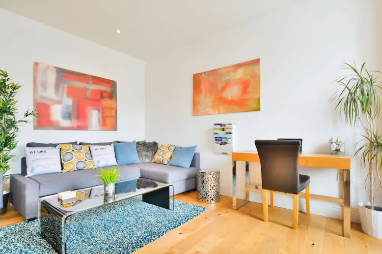 Cathedral Mews Townhouse